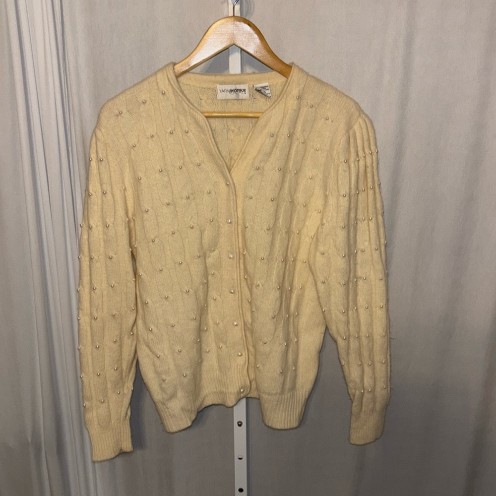 Vintage Yarnworks LambsWool & Angora Beaded Sweater Large